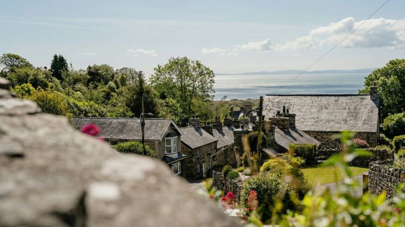 Min Y Don Holiday Home Park