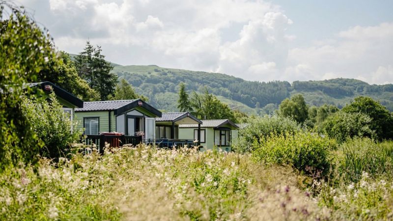 Used vs new static caravans.